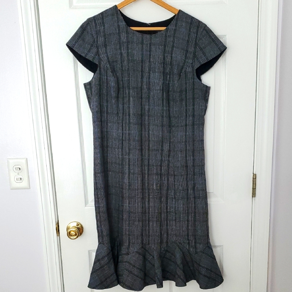 Banana Republic Gray Midi Sheath Dress with Ruffled Hem and Cap Sleeves (sz 14)